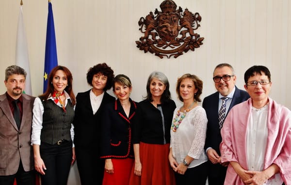 ПЕТИ БЛАГОТВОРИТЕЛЕН БАЛ